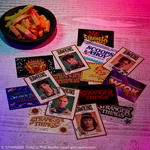 Stranger Things ステッカーつきポテトスティック Wチーズ味