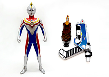 リーフラッシャー, ガッツブラスター, ウルトラマンダイナ（人形）